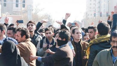 Photo of استمرار التظاهرات والإضرابات العمالية ضد النظام الإيراني
