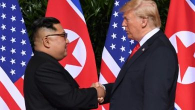 Photo of ترامب وكيم يتعهدان بنزع السلاح النووي وبأمن كوريا الشمالية