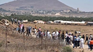Photo of الأمم المتحدة: نازحون سوريون يغادرون منطقة قرب معبر حدودي مع الأردن