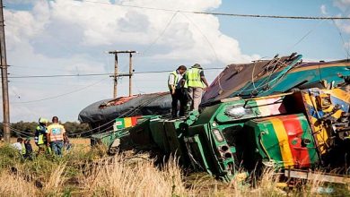 Photo of إصابة أكثر من 100 شخص جراء اصطدام قطارين جنوب أفريقيا