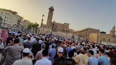 Photo of صور.. الآلاف يؤدون صلاة عيد الفطر المبارك في جامع الأزهر
