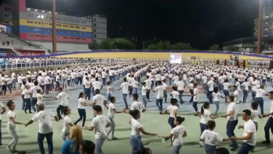 Photo of شاهد فيديو ..أكثر من ألفي شخص يؤدون رقصة جماعية