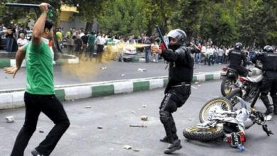 Photo of مقتل متظاهرين إيرانيين.. والشرطة تتنصل من التهمة