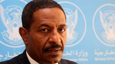 Photo of السودان يستدعي سفيره لدى مصر للتشاور..ومتحدث الخارجية المصرية: نُقيم الموقف الآن