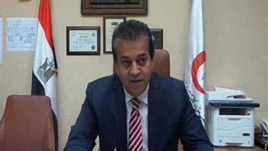 Photo of عبدالغفار يقبل استقالات عميد طب بنها ومديرى المستشفى بعد حادث المصعد