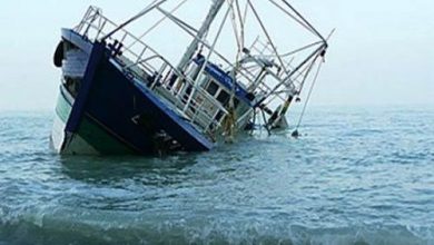 Photo of غرق مركب صيد على متنه 15 مصريا بالمياه الدولية.. والسلطات الليبية أنقذت 5 منهم