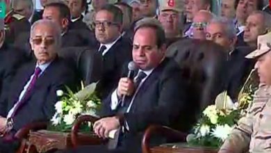 Photo of الرئيس للإعلام والمواطنين: اذهبوا إلى سيناء لتروا بأنفسكم كيف يموت ولاد مصر من أجلنا