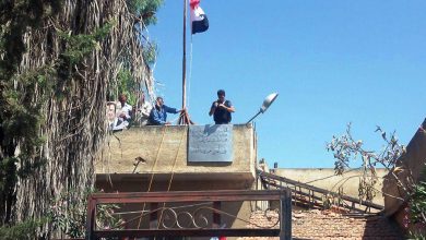 Photo of الحكومة السورية تستعد لرفع العلم فوق مدينة درعا التي كانت خاضعة للمعارضة
