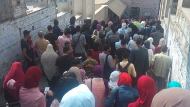 Photo of حصريًا| بالصور.. زحام شديد أمام جامعة القاهرة في آخر أيام تنسيق الثانوية العامة