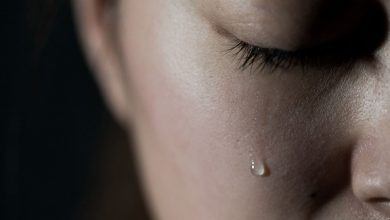 Photo of دراسة علمية :البكاء يخفف من الإجهاد ويعزز مشاعر السعادة والرفاهية