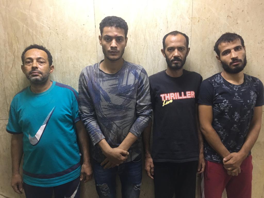 "بنضغط علي الكابود "..ننشر اعترفات اخطر عصابة لسرقة بطاريات السيارات